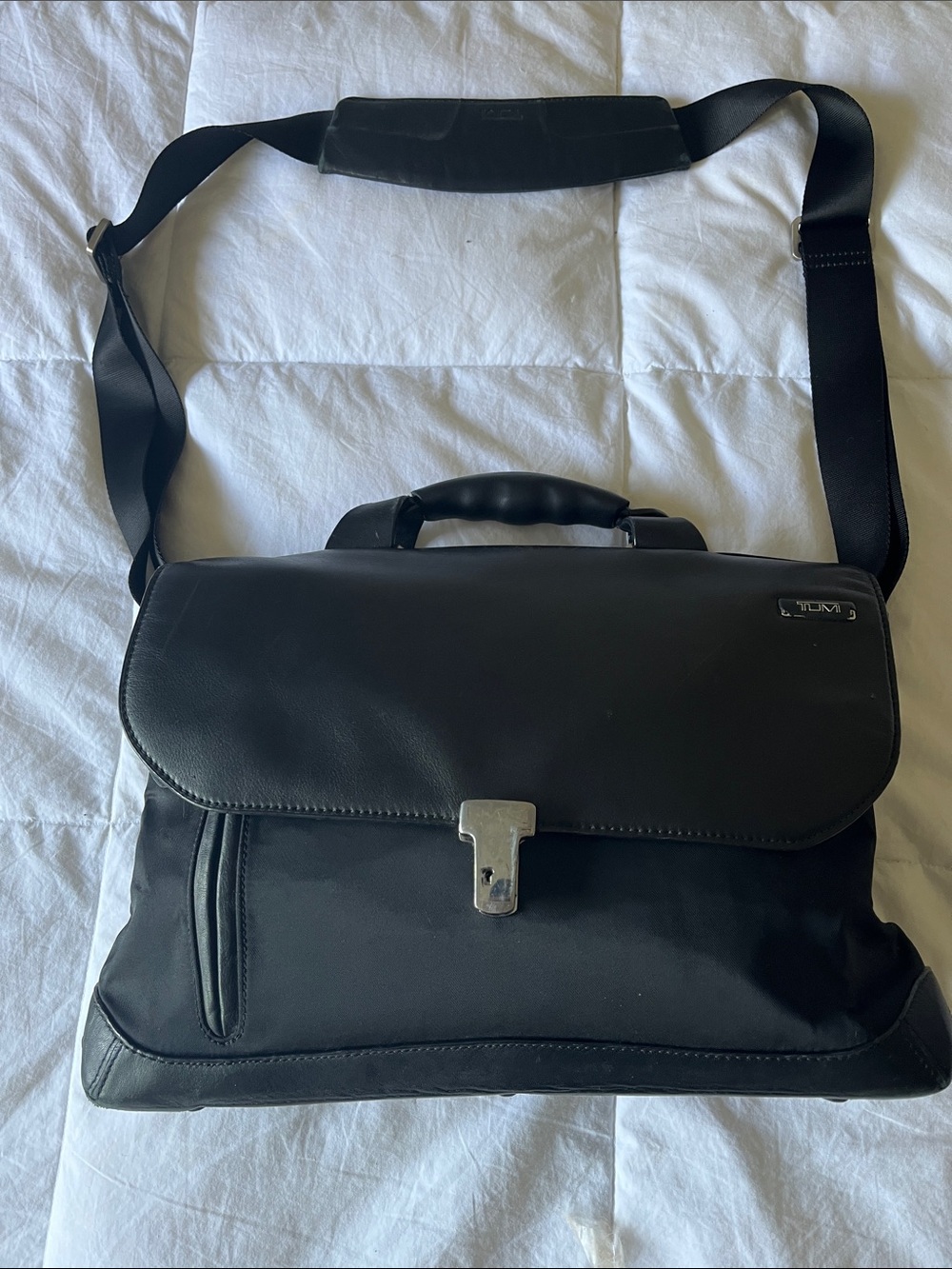 Tumi Formula T Coupe Slim Locking Brief (Model 2940DF)